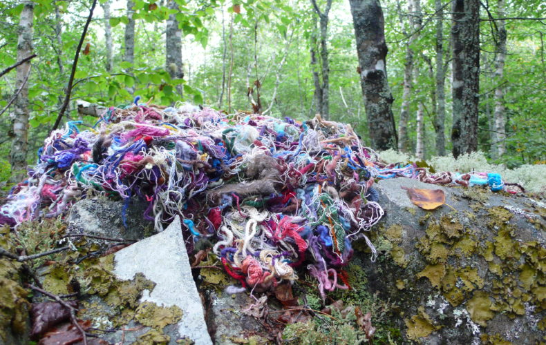 Threads, wool, linen and cotton threads, installation on the artist's property